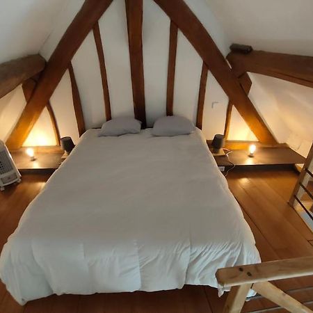 Вилла Le Ptit Loft Brechamps Экстерьер фото